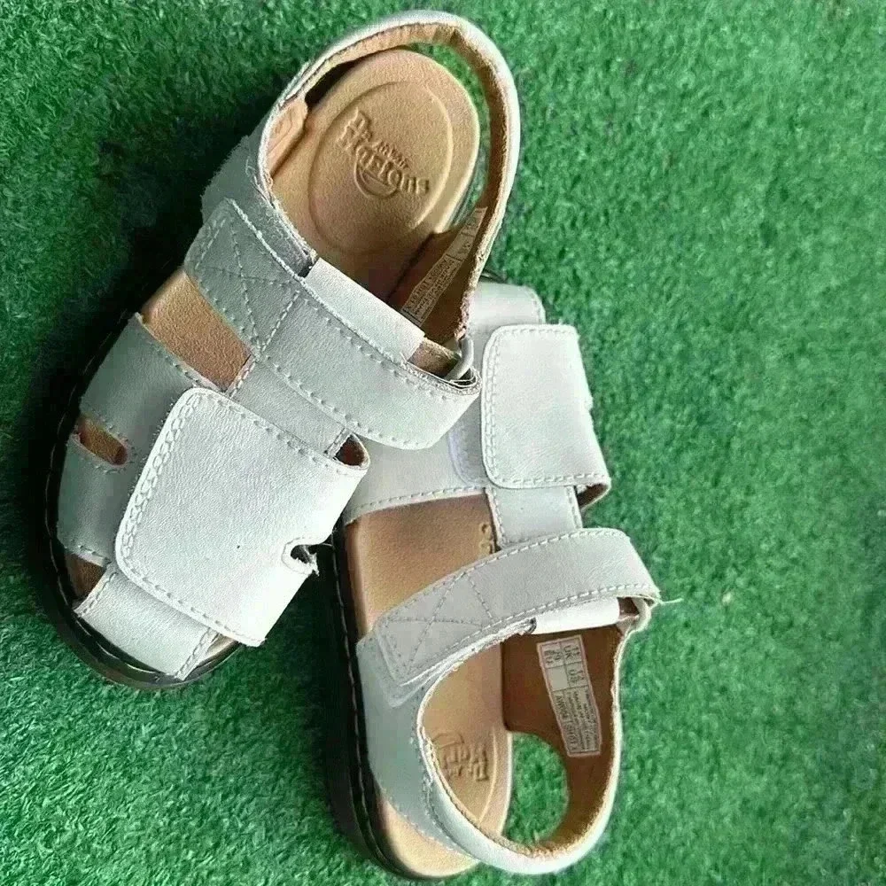 Dr. AirWair Martens kids white shoes